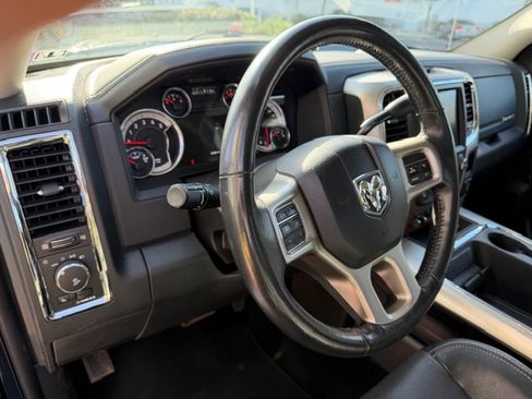 Used 2016 RAM 3500 Laramie image 10
