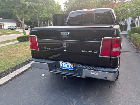 Used 2008 Lincoln Mark LT 4x4 image 16
