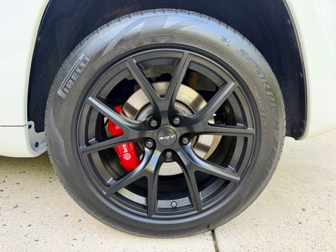 Used 2020 Jeep Grand Cherokee SRT AWD/4WD image 13