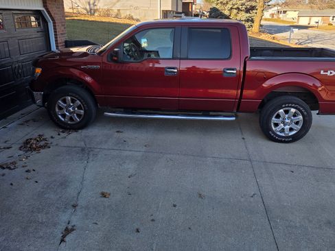 Used 2014 Ford F150 XLT w/ Equipment Group 302A Luxury image 9