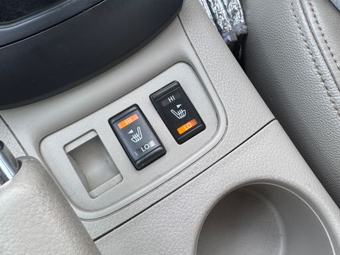 Used 2016 Nissan Sentra SV w/ Style Package image 12