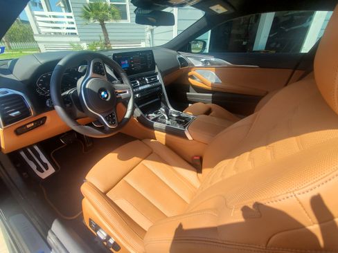 Used 2023 BMW M850i xDrive Coupe image 10