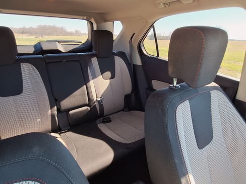 Used 2016 Chevrolet Equinox LT w/ Convenience Package image 14