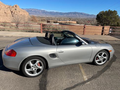 Used 2002 Porsche Boxster S image 8