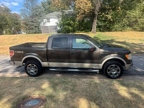 Used 2009 Ford F150 Lariat AWD/4WD image 2