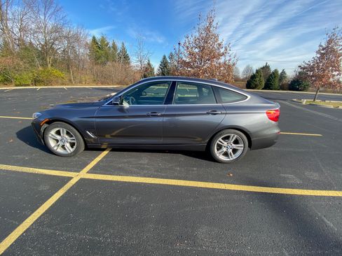 Used 2018 BMW 330i Gran Turismo xDrive image 12