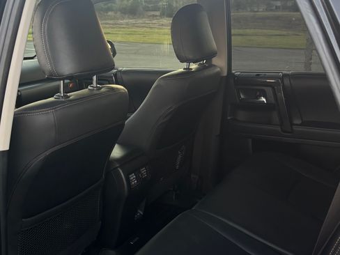 Used 2023 Toyota 4Runner 40th Anniversary SE image 4