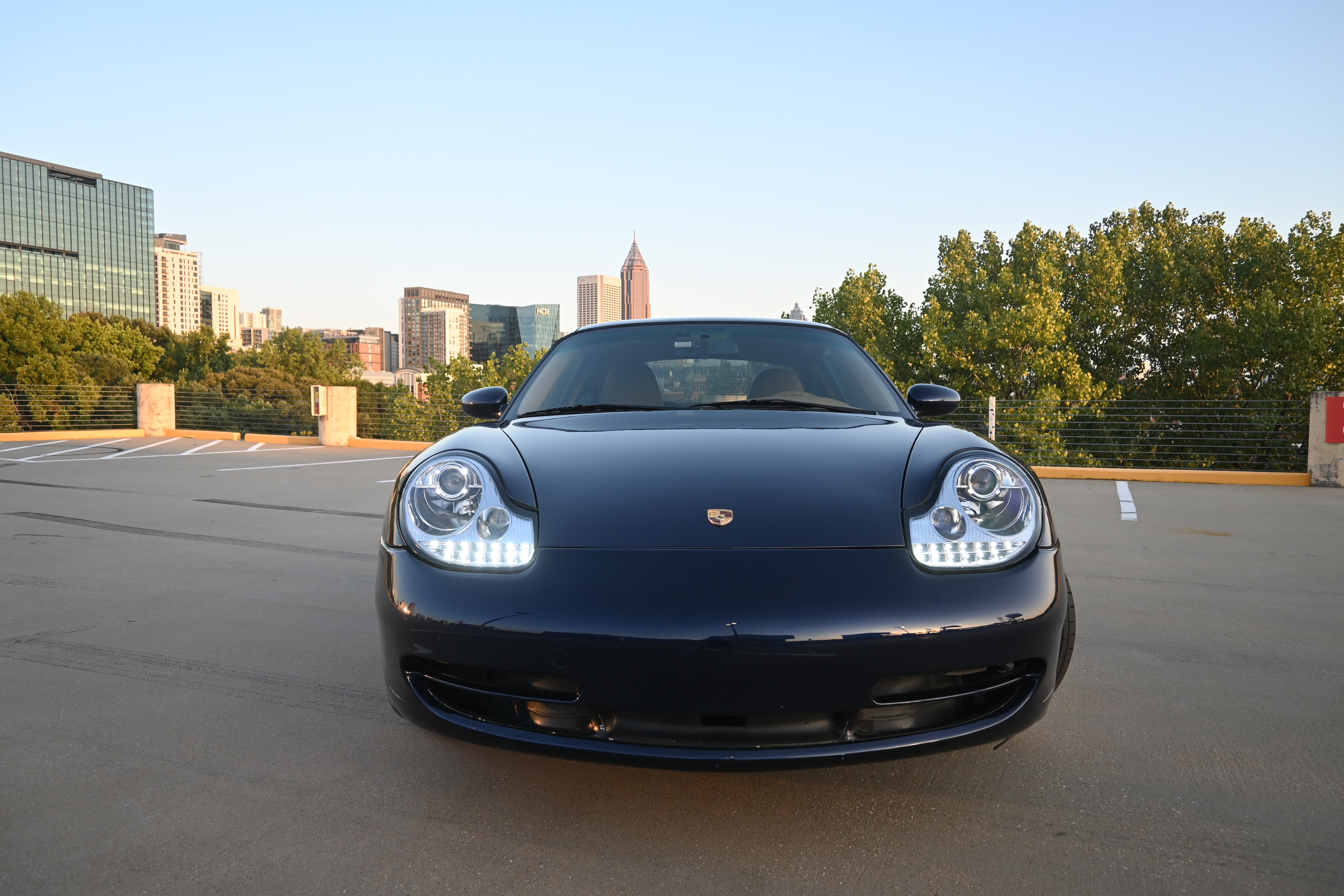 Used 2001 Porsche 911 Carrera RWD image 5