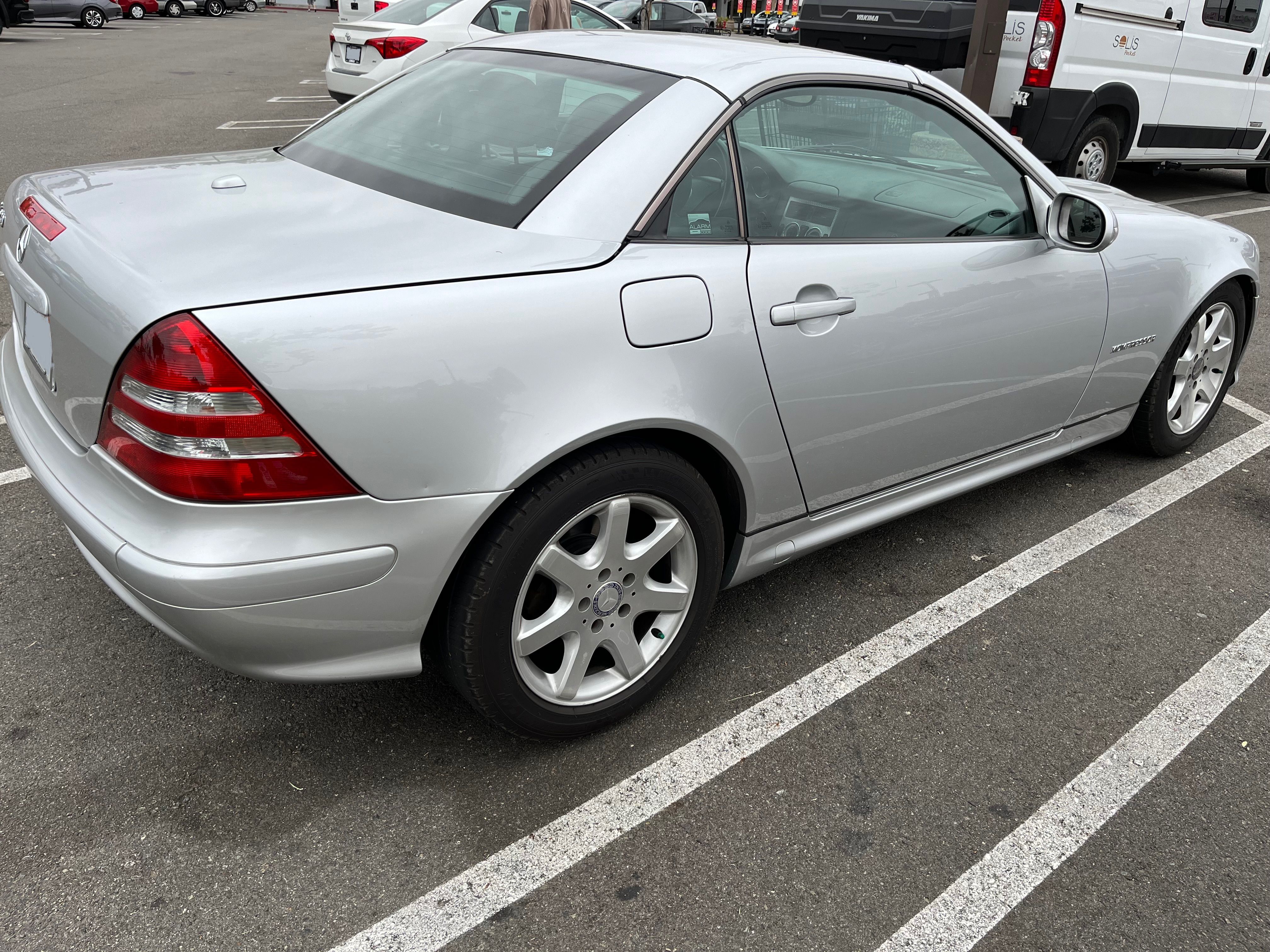 Used 2001 Mercedes-Benz SLK 230 image 2