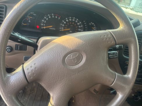 Used 2001 Toyota Tundra SR5 image 11