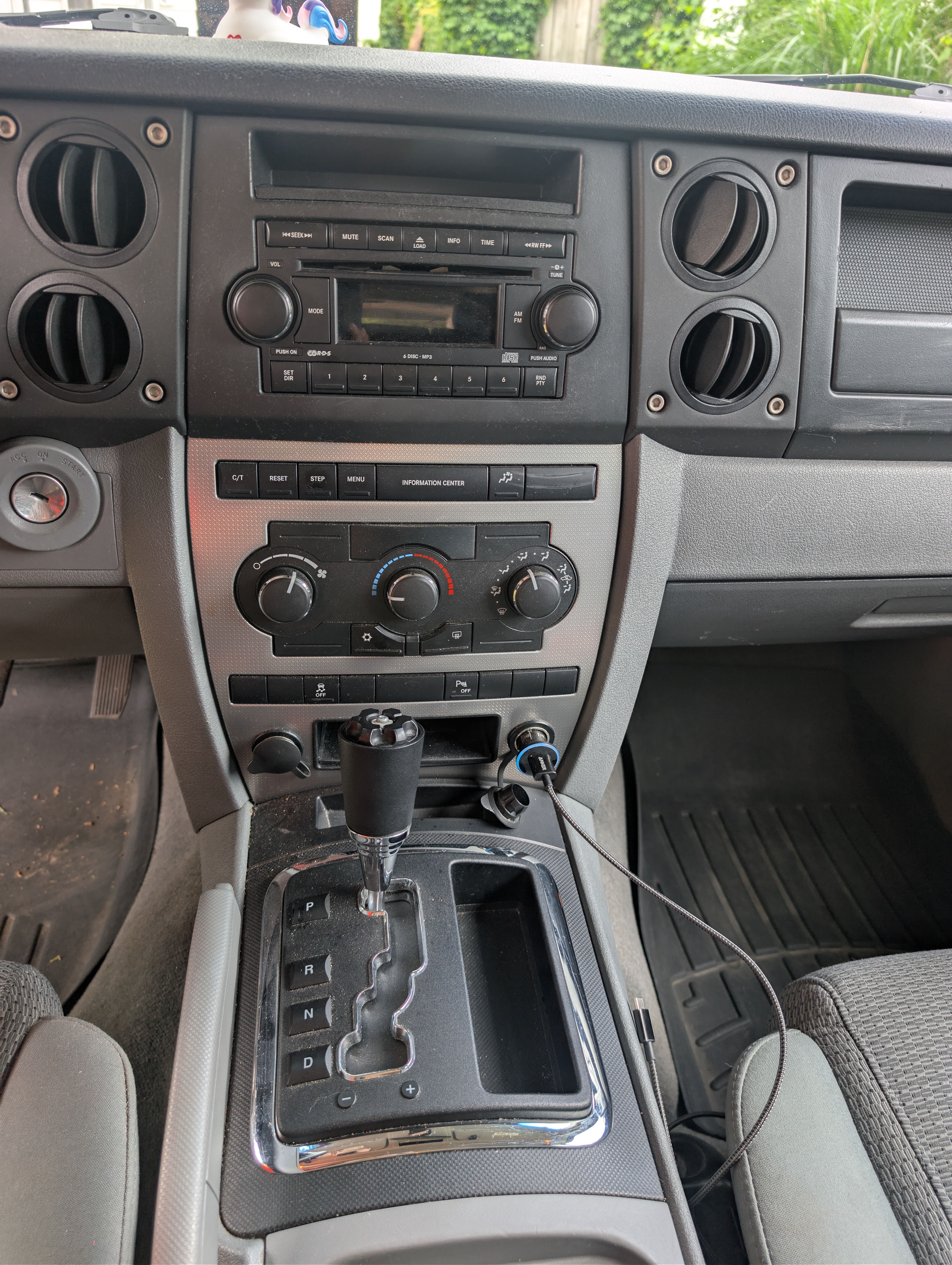 Used 2007 Jeep Commander Sport AWD/4WD image 20