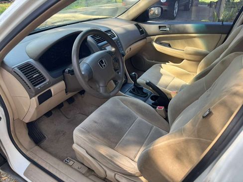 Used 2005 Honda Accord LX image 17