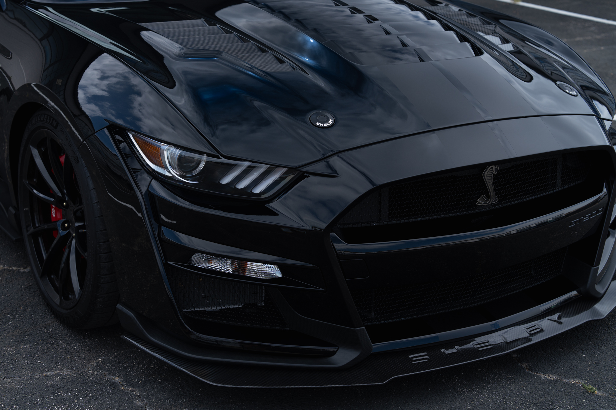 Used 2020 Ford Mustang Shelby GT500 w/ Technology Package RWD image 12
