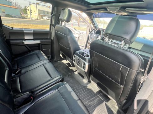 Used 2016 Ford F150 Lariat w/ Equipment Group 502A Luxury image 11