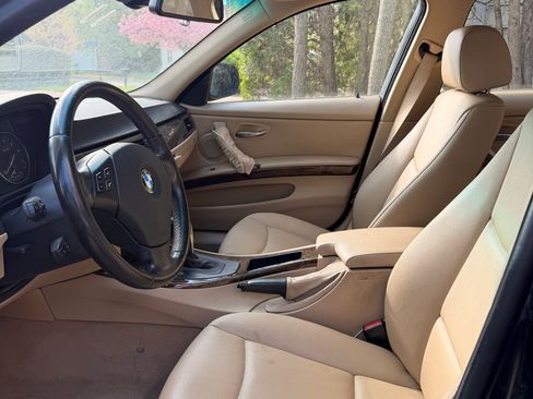 Used 2009 BMW 328i xDrive Sedan image 4