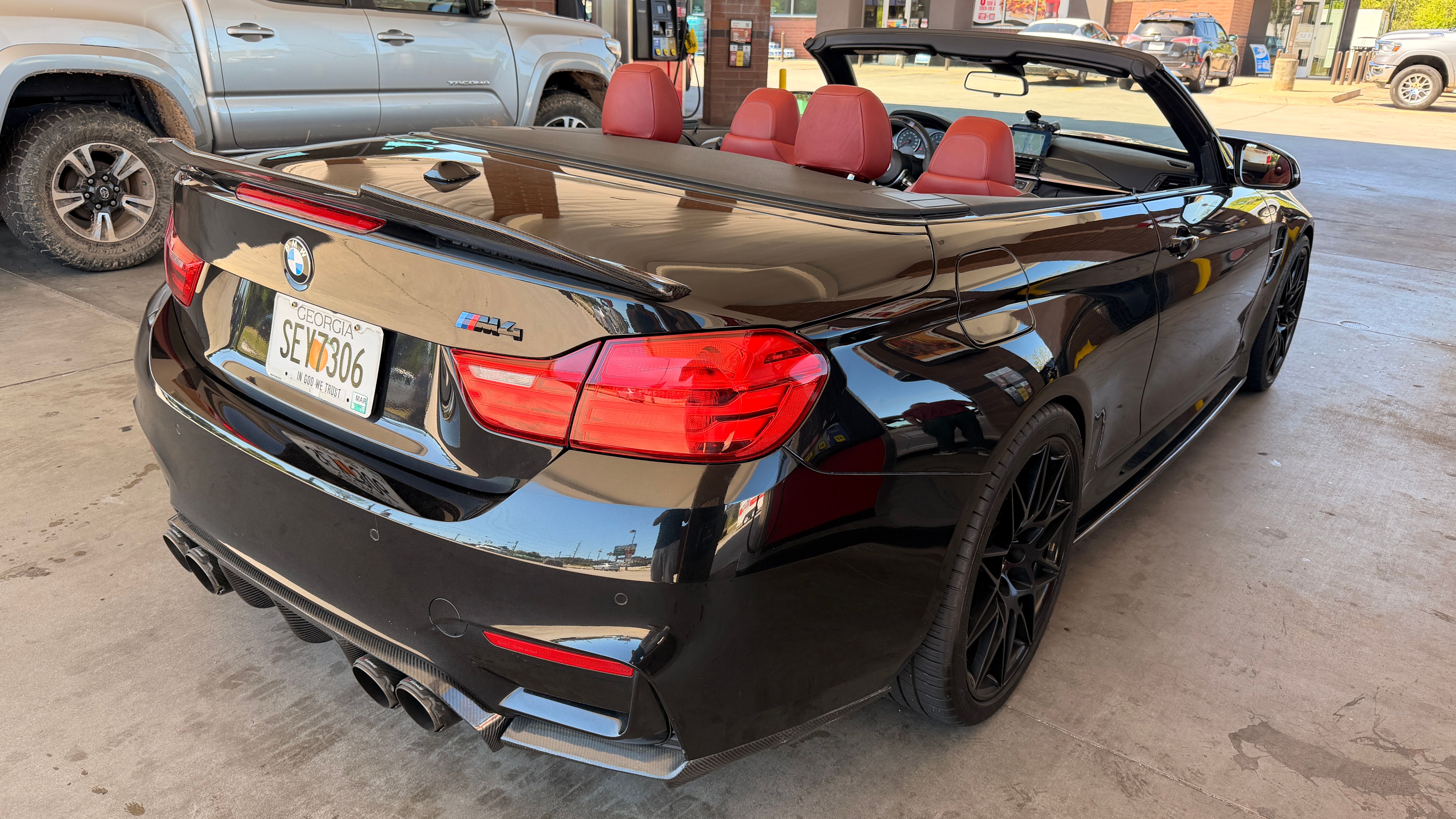 Used 2015 BMW M4 Convertible RWD image 17