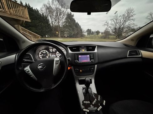 Used 2015 Nissan Sentra SV image 23
