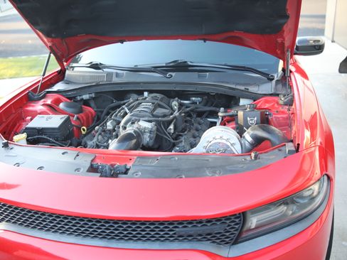Used 2019 Dodge Charger R/T RWD image 13