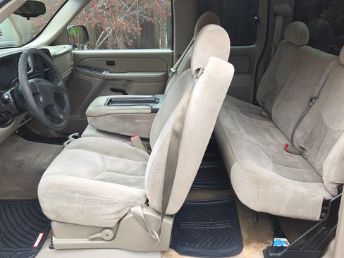 Used 2007 Chevrolet Silverado 1500 LS image 16