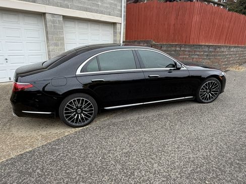 Used 2021 Mercedes-Benz S 580 S 580 4MATIC Sedan 4D image 4