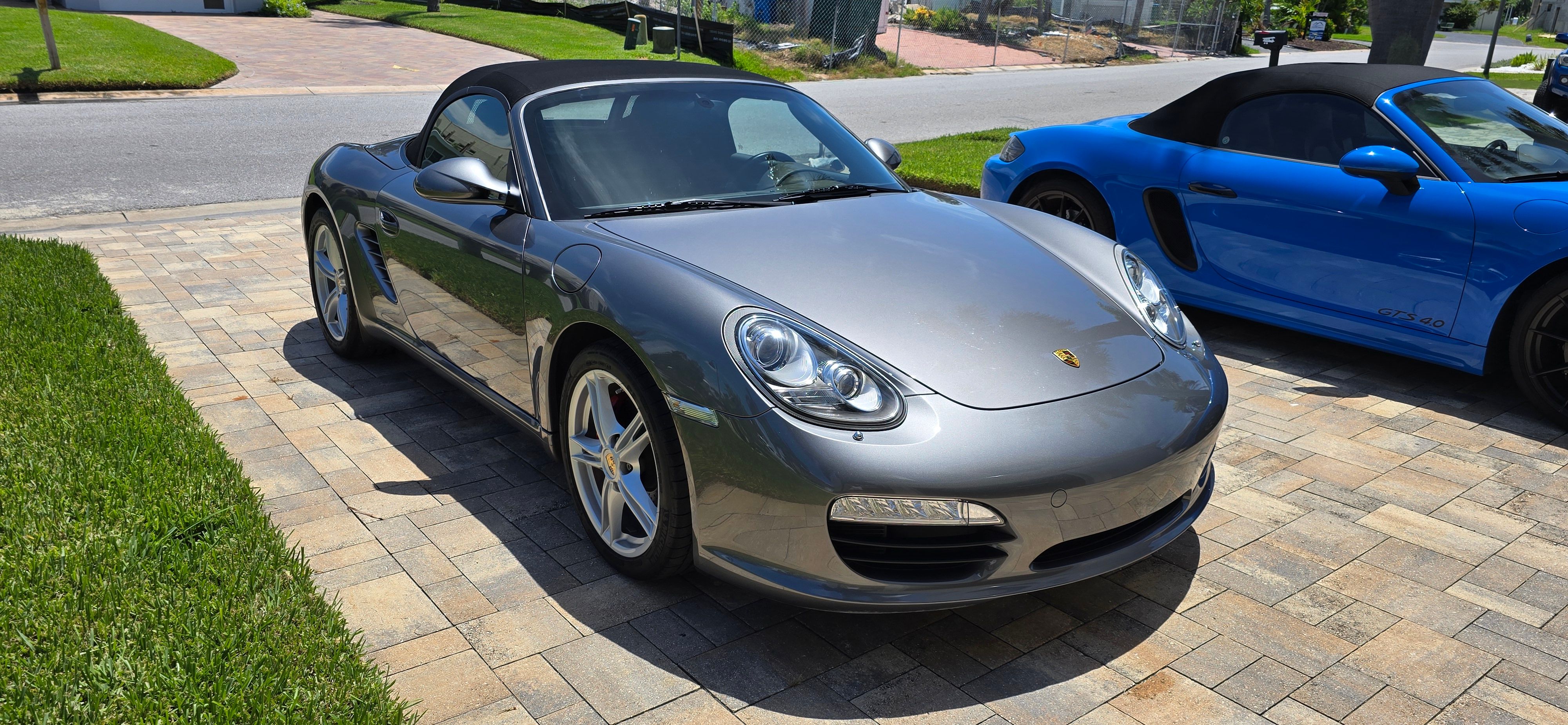 Used 2011 Porsche Boxster S RWD image 2
