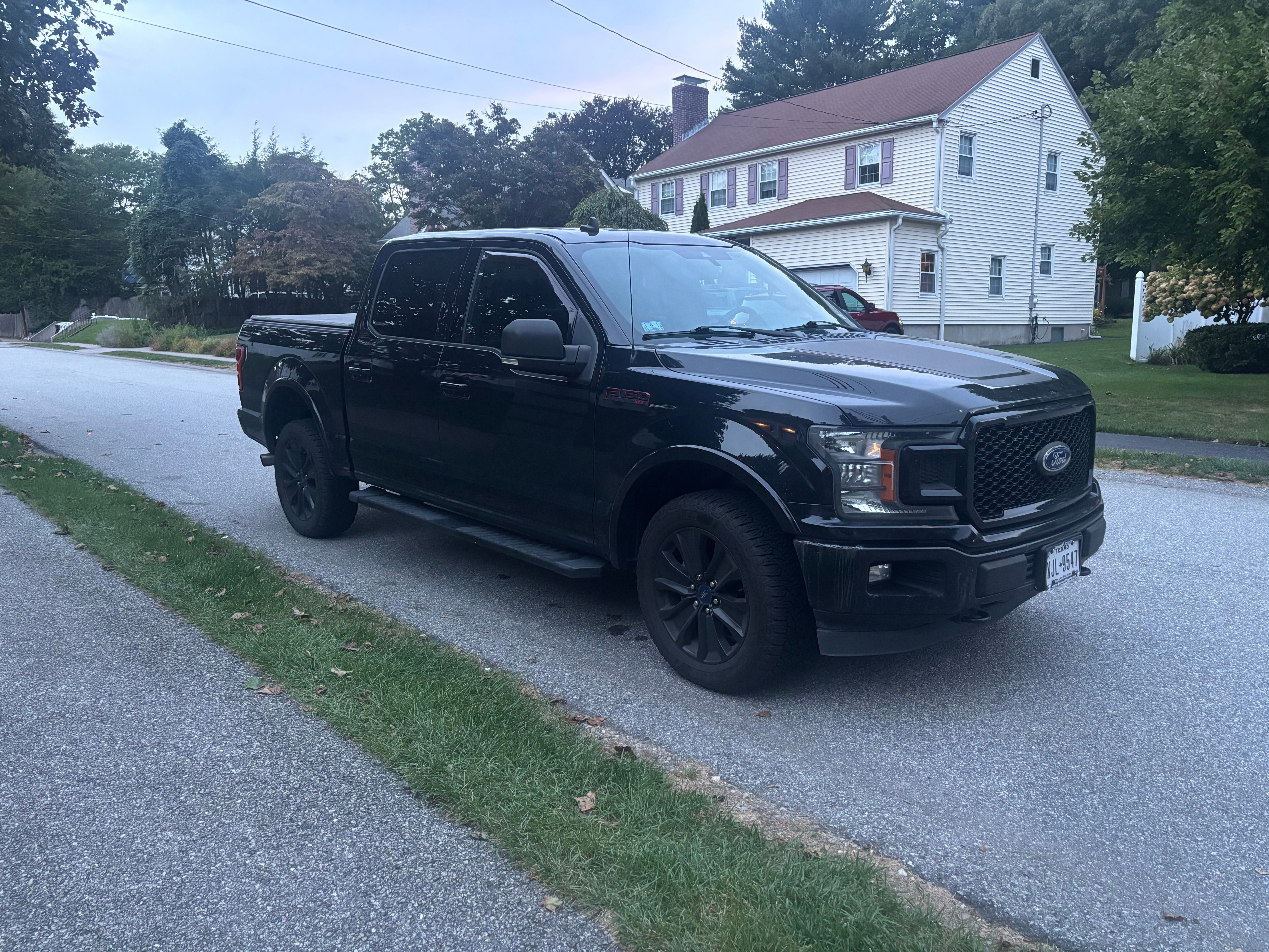 Used 2019 Ford F150 XLT w/ Equipment Group 302A Luxury AWD/4WD image 1