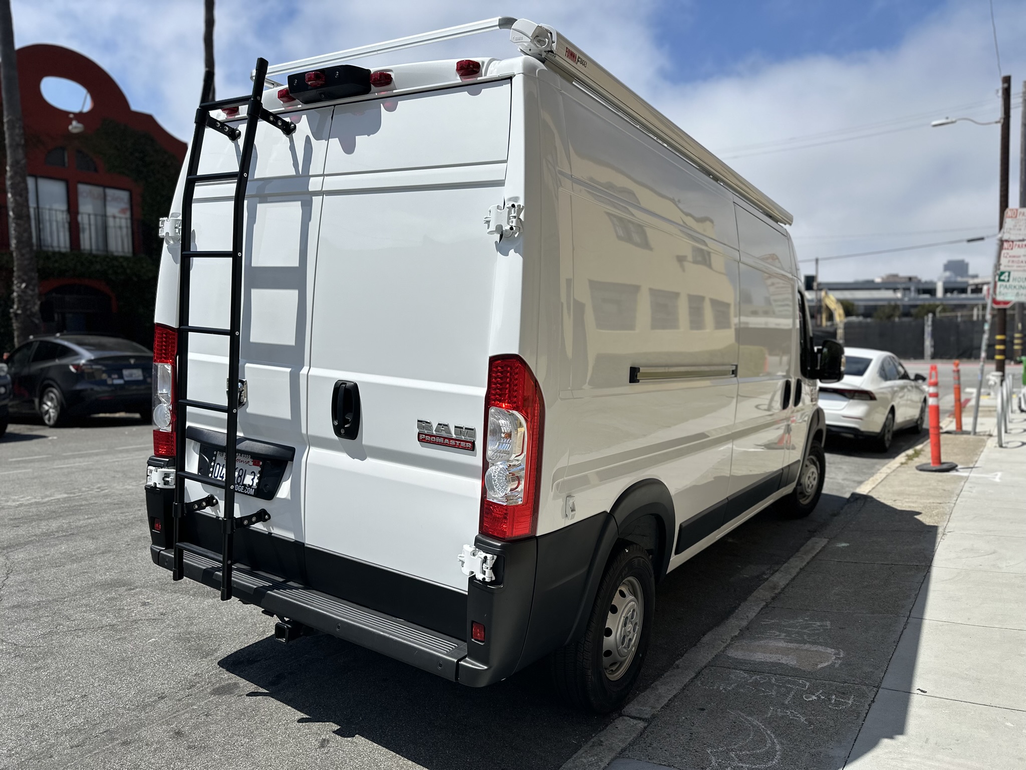 Used 2022 RAM ProMaster 2500 w/ Interior LED Lighting Group FWD image 15