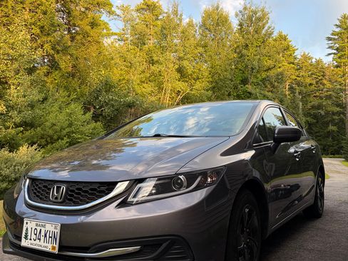 Used 2015 Honda Civic LX image 1