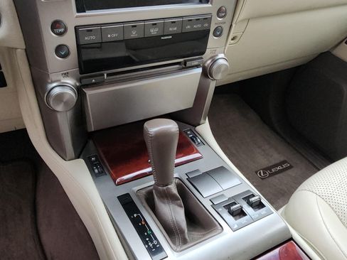 Used 2013 Lexus GX 460 image 13