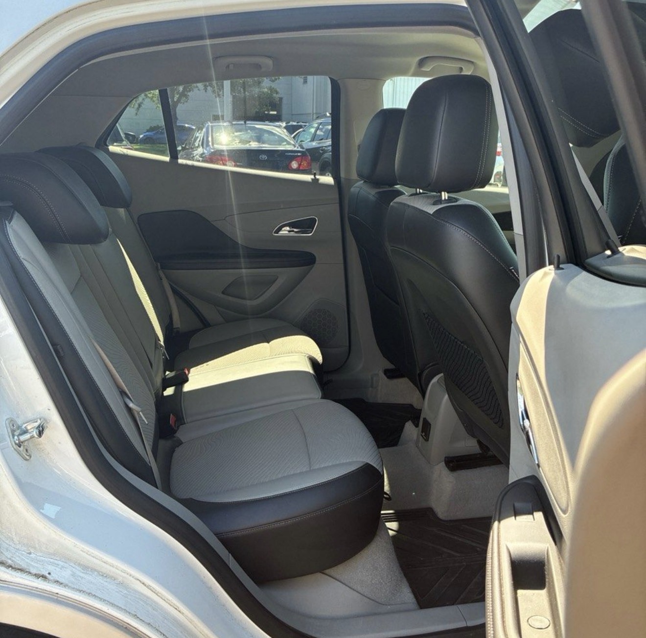 Used 2013 Buick Encore Convenience AWD/4WD image 19