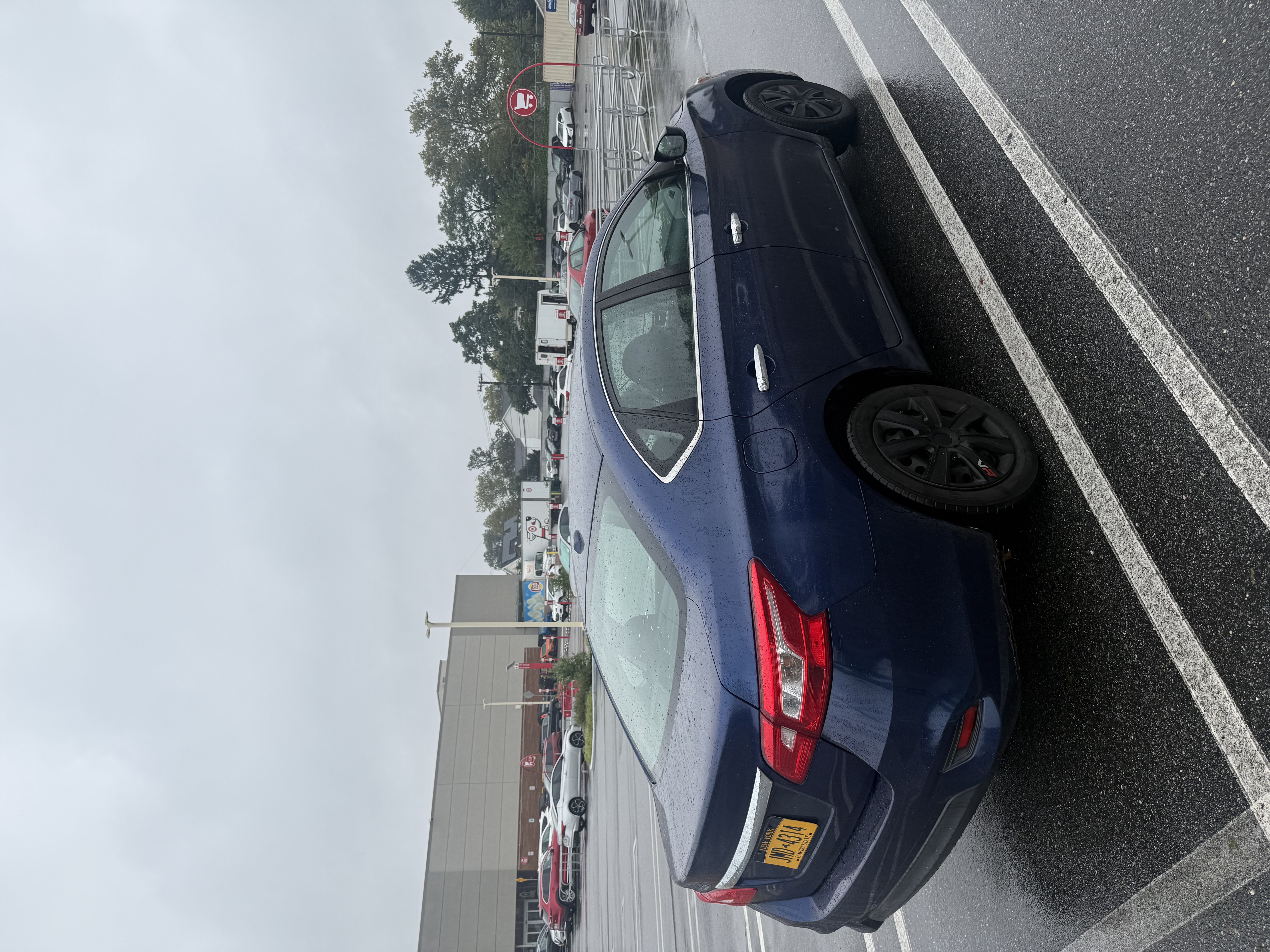 Used 2017 Nissan Sentra SV FWD image 6