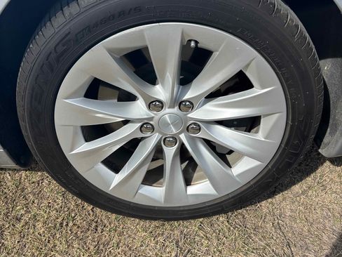 Used 2018 Tesla Model S 75D image 13