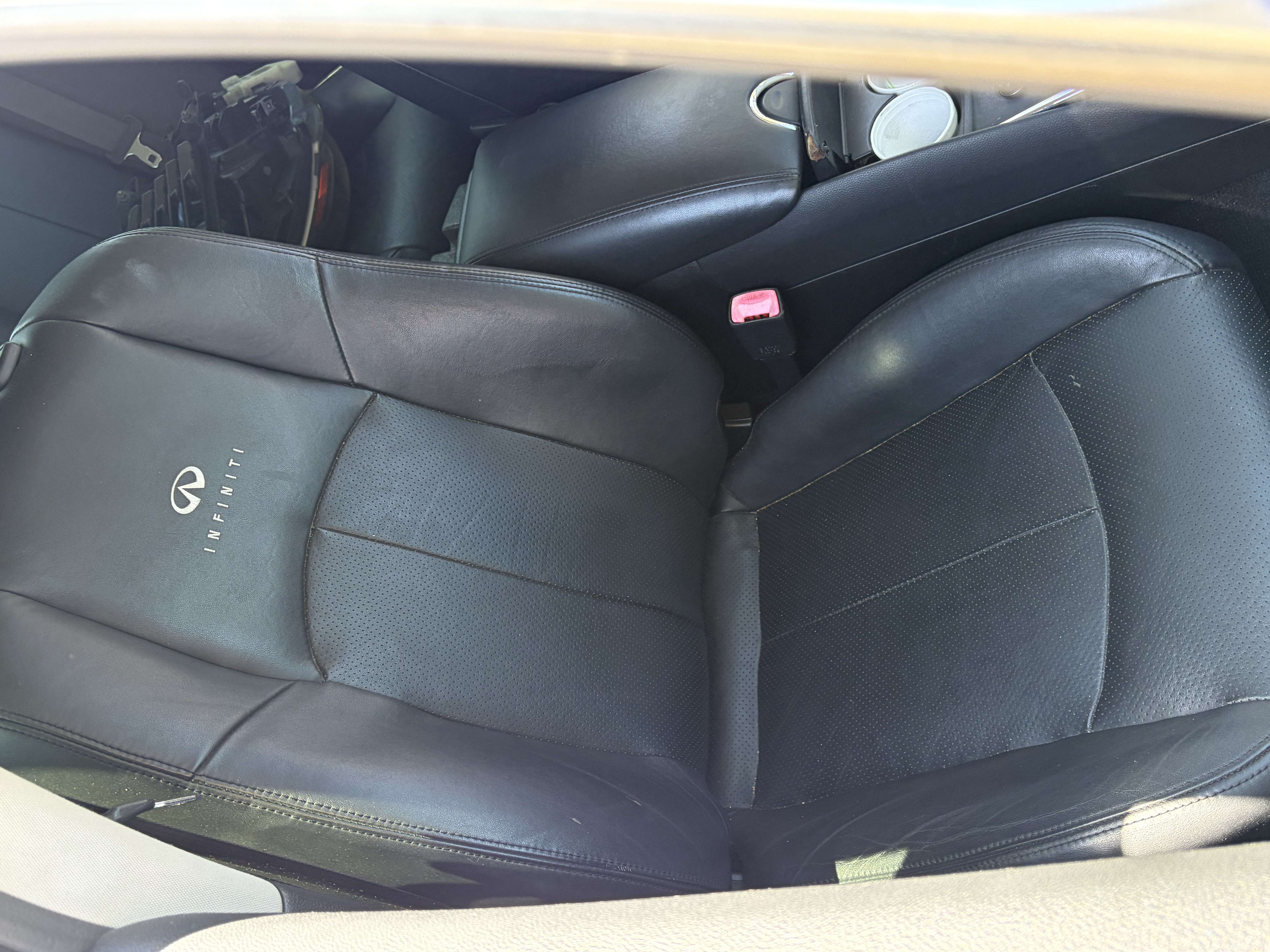 Used 2012 INFINITI G25 Journey RWD image 6