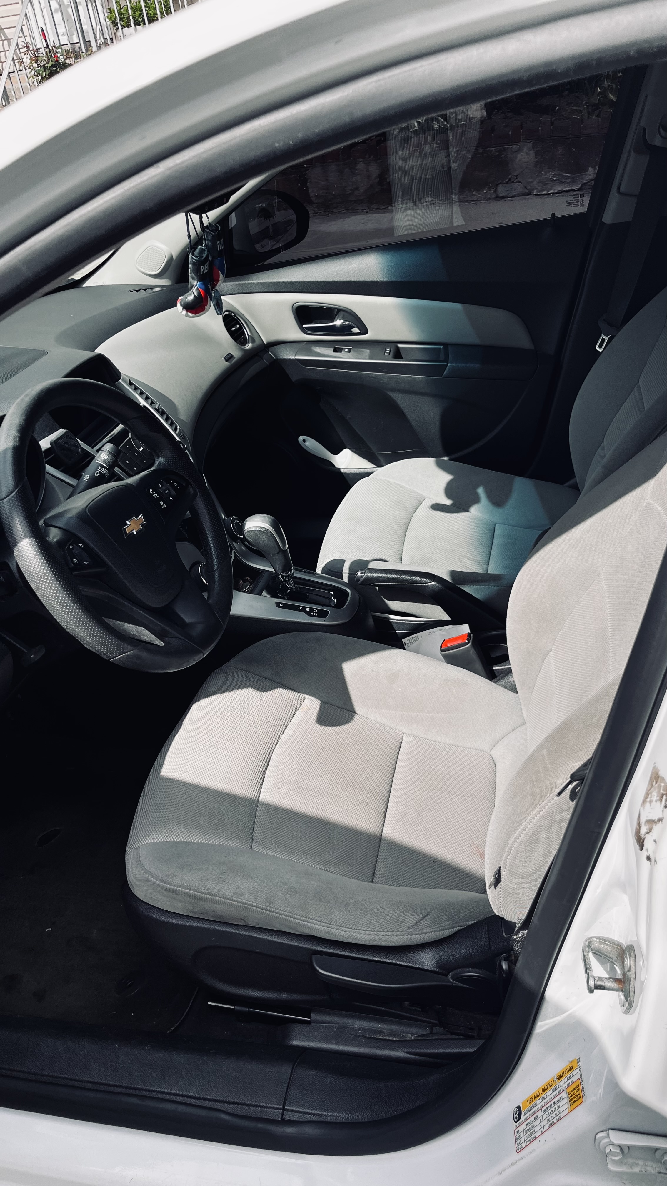 Used 2015 Chevrolet Cruze LT FWD image 10