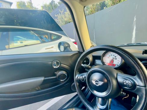 Used 2012 MINI Cooper S image 8