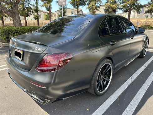 Used 2018 Mercedes-Benz E 63 AMG S image 9