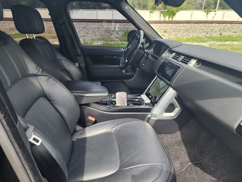 Used 2019 Land Rover Range Rover image 19