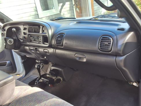 Used 1999 Dodge Ram 3500 Truck 4x4 Quad Cab image 17