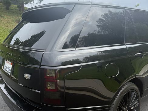 Used 2017 Land Rover Range Rover Supercharged image 8