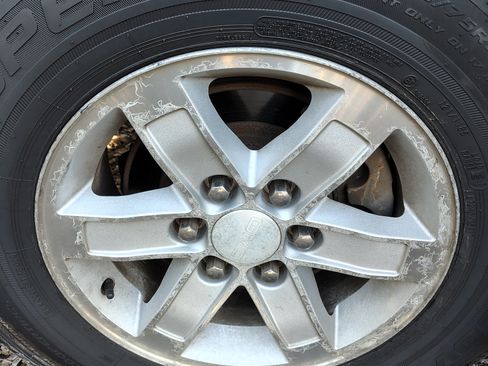 Used 2010 GMC Sierra 1500 SLE w/ Power Pack Plus image 17