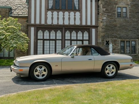 Used 1995 Jaguar XJS 4.0 Convertible image 1