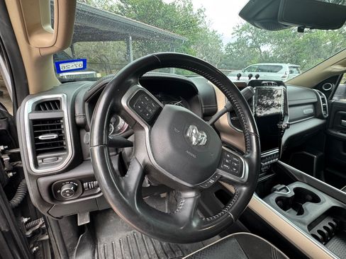 Used 2022 RAM 5500 Laramie AWD/4WD image 10