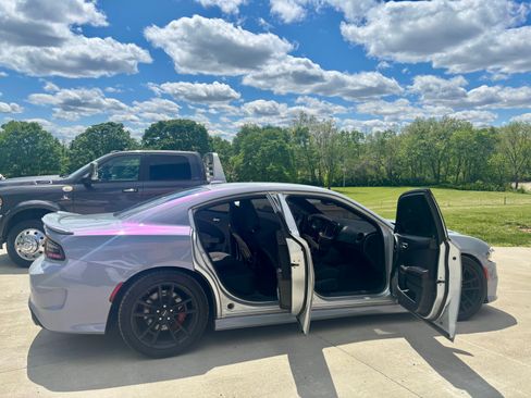 Used 2019 Dodge Charger SRT Hellcat w/ Octane Edition RWD image 12