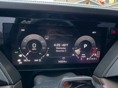 Used 2025 GMC Yukon Denali Ultimate image 15