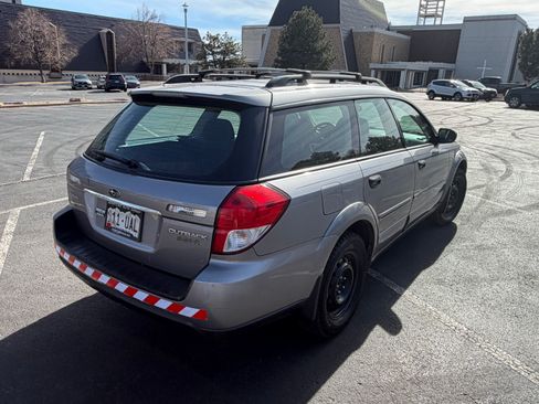 Used 2009 Subaru Outback 2.5i Special Edition image 8