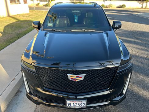 Used 2022 Cadillac Escalade Sport Platinum image 6