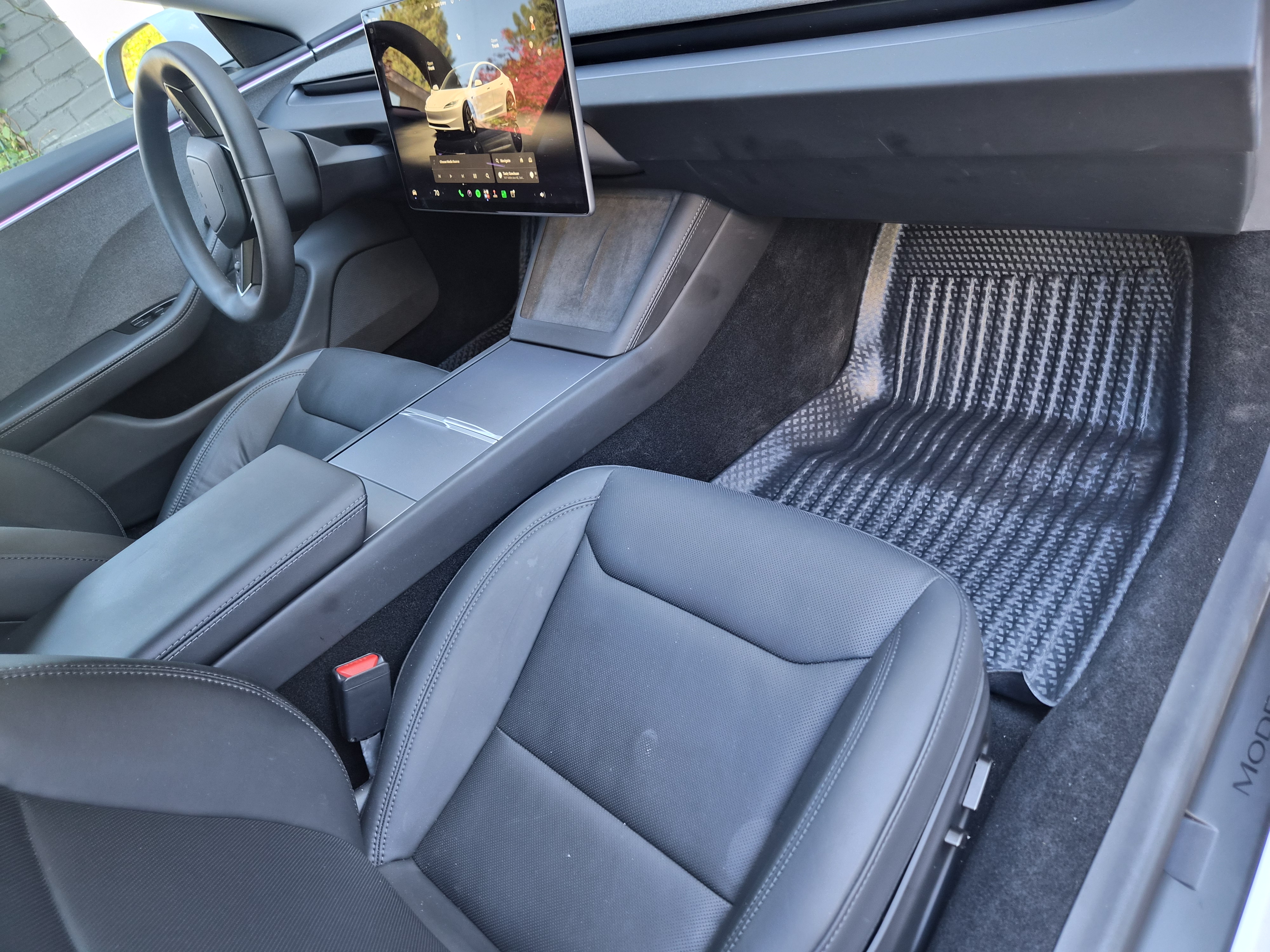 Used 2024 Tesla Model 3 Standard Range RWD image 19