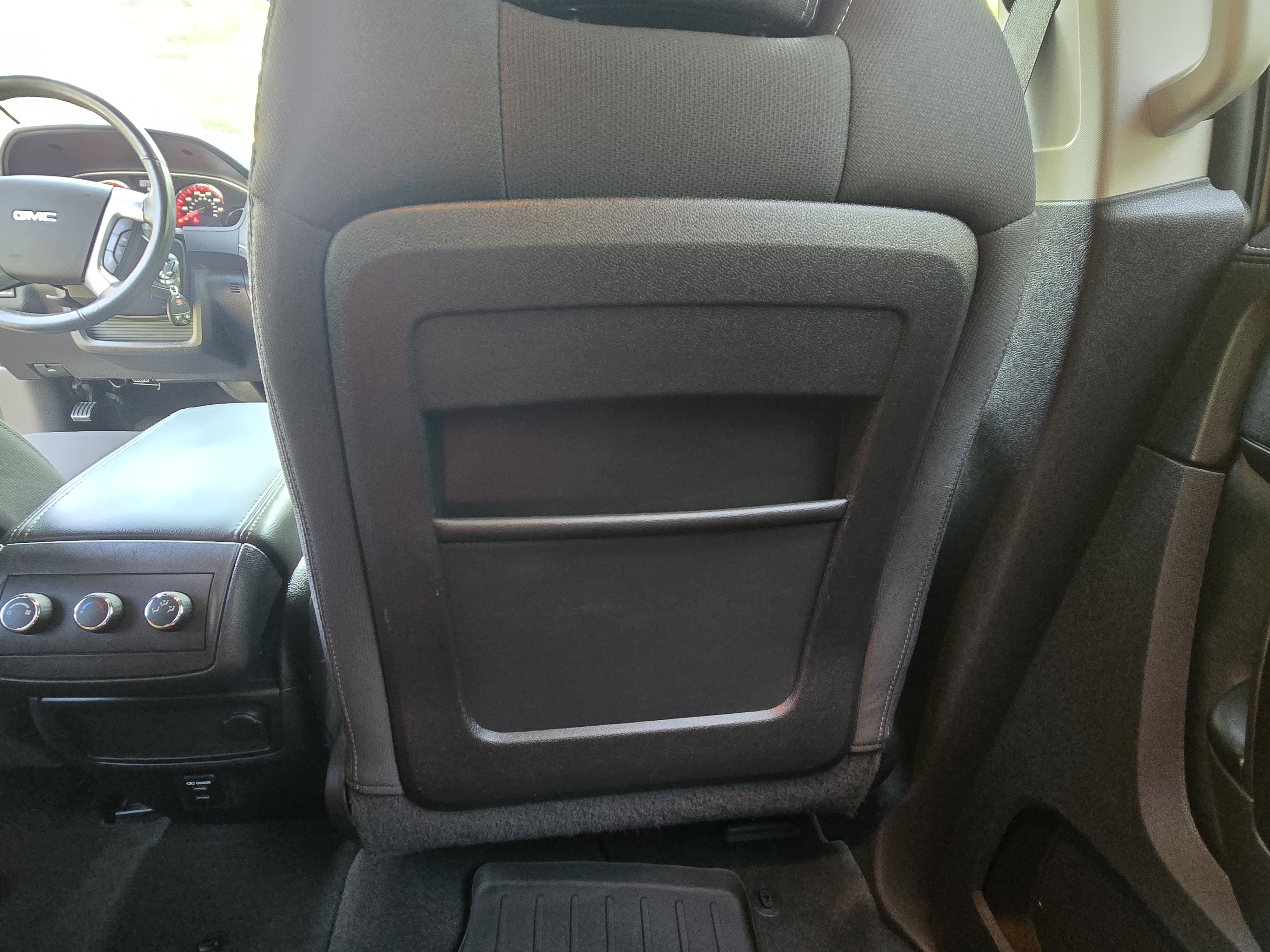 Used 2016 GMC Acadia SLE FWD image 22