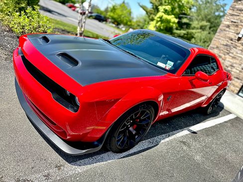 Used 2023 Dodge Challenger SRT Hellcat image 6