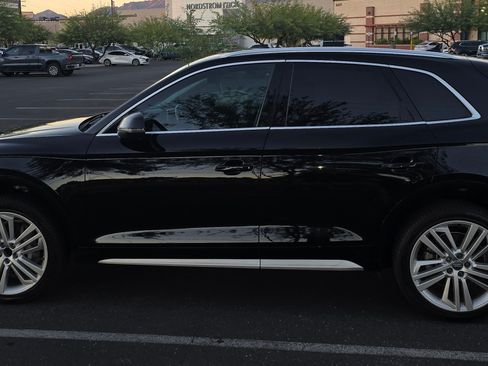 Used 2018 Audi Q5 2.0T Premium Plus image 2